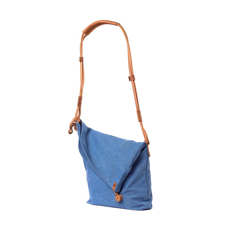 Женская сумка Air через плечо голубая - 2 фото