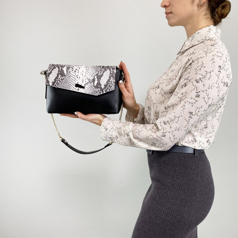 Женская кожаная сумка-клатч Kira черно-белая - 6 фото