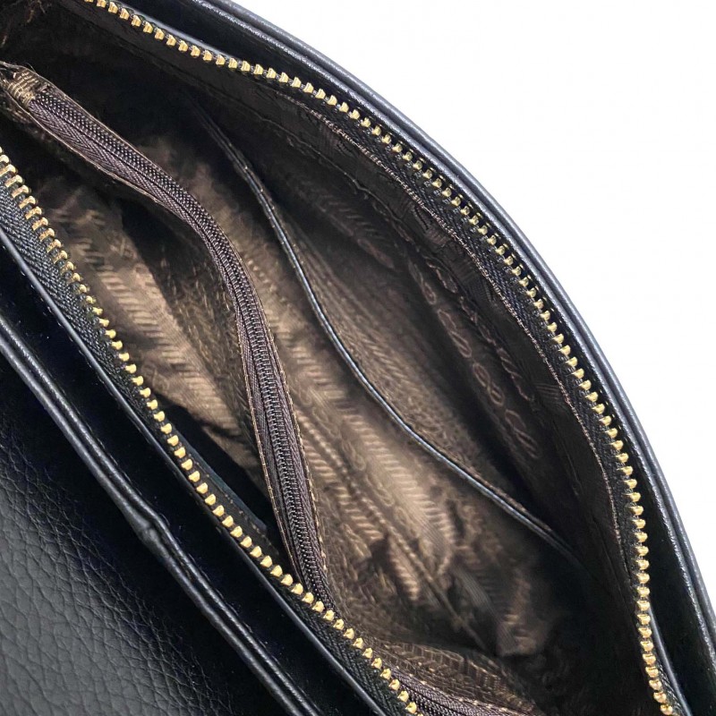 Женская кожаная сумка-клатч Kira черная с сине-бежевым верхом - 8 фото