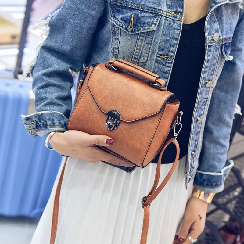 Женская сумочка-клатч Abby светло-коричневая - 5 фото