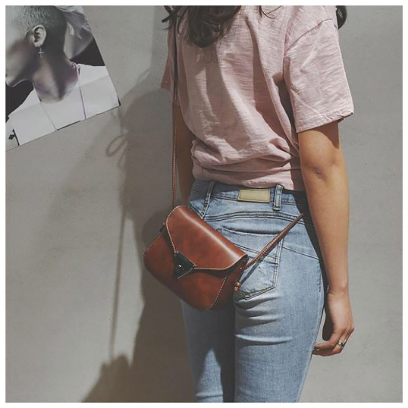 Женская сумка-клатч Jane коричневая - 8 фото