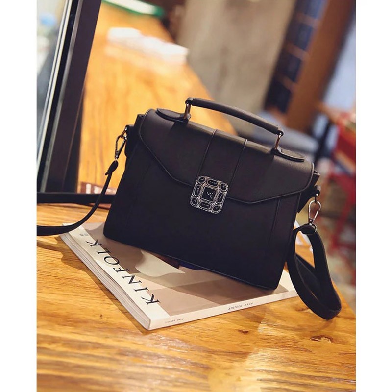Жіноча сумочка-клатч Teresa чорна - 1 фото