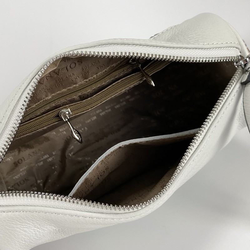 Женская кожаная сумка на плечо Diana белая - 6 фото