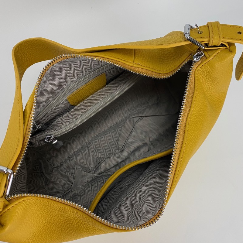 Жіноча шкіряна сумка хобо Monica жовта - 6 фото