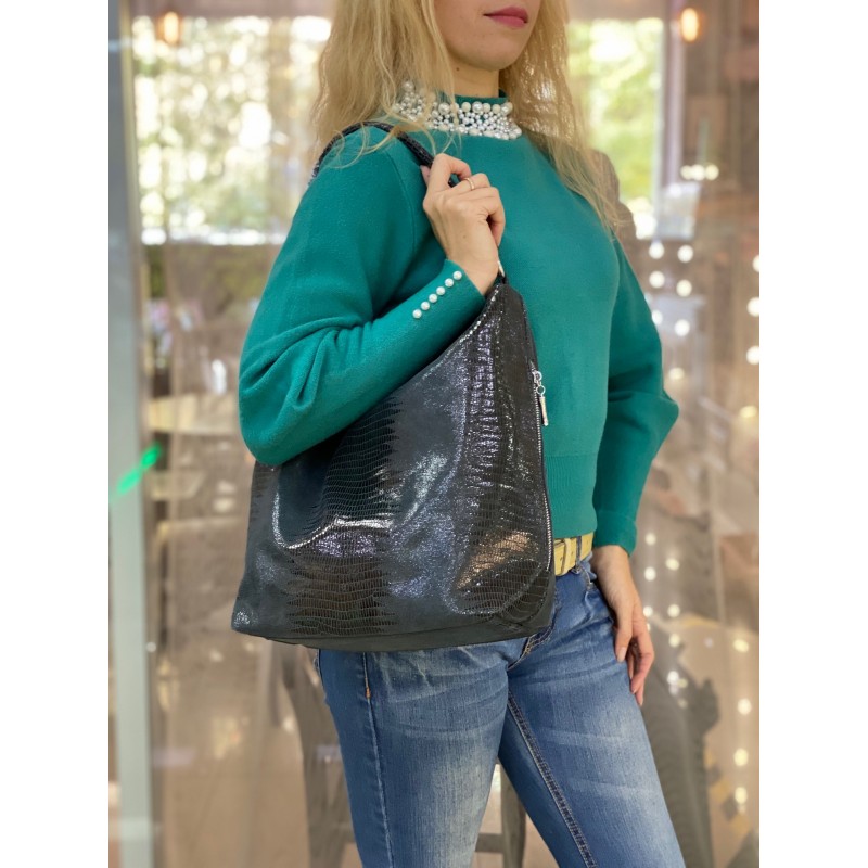 Женская кожаная сумка хобо Sandra лазерка серо-синяя - 15 фото