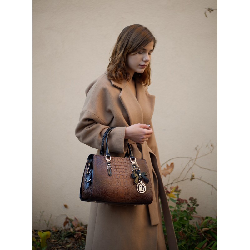 Женская классическая сумка Margo коричневая - 4 фото