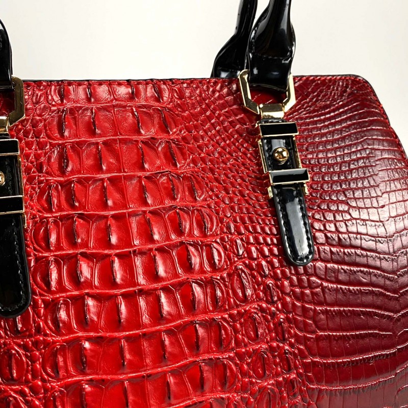 Женская классическая сумка Margo красная - 12 фото