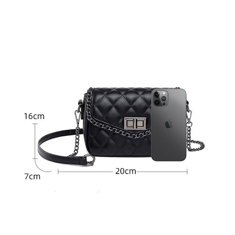 Женская сумка-клатч Beverly черная - 11 фото