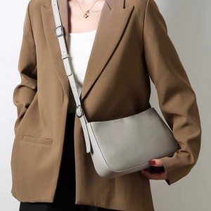 Женская кожаная сумка Julia...