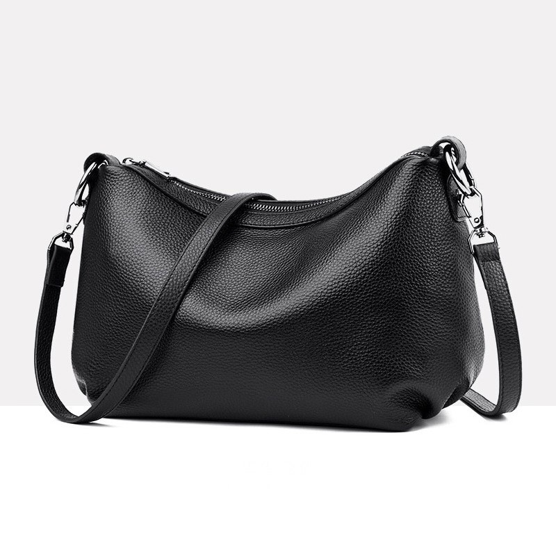 Женская кожаная сумка Caroline черная - 13 фото