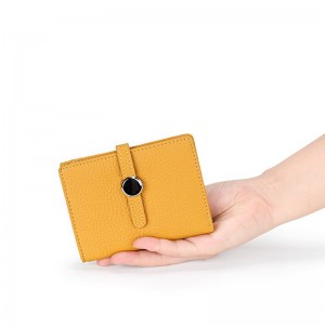 Жіночий шкіряний гаманець...