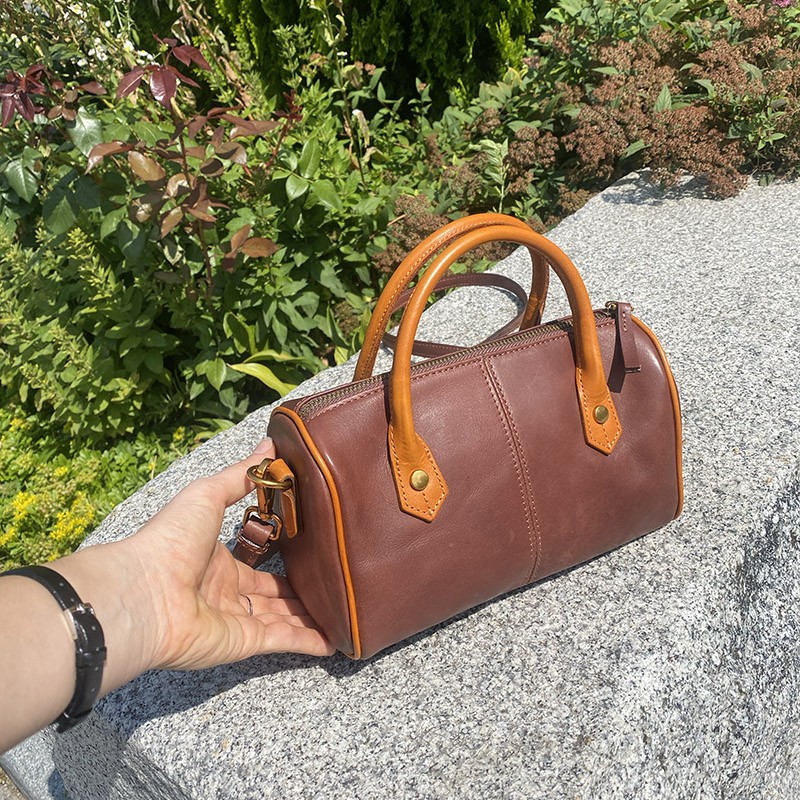 Женская кожаная сумка Patti коричневая - 6 фото