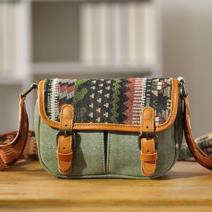 Женская сумка через плечо...