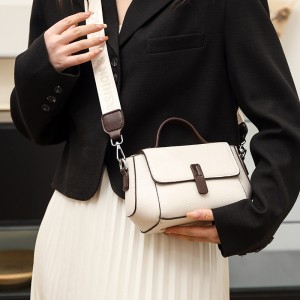 Женская кожаная сумка...