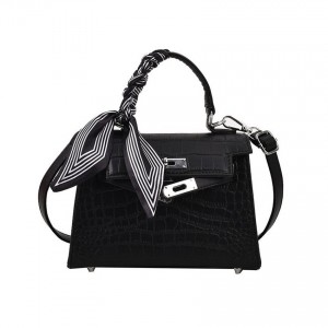 Женская сумка Cristal черная