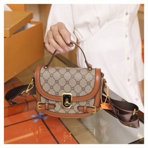 Жіноча сумка крос боді...