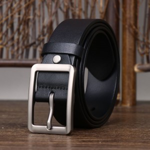 Чоловічий шкіряний ремінь...