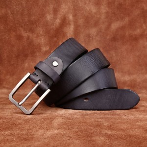 Мужской кожаный ремень...