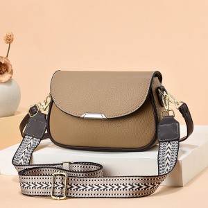 Женская сумка через плечо...