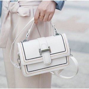 Жіноча сумка крос боді...