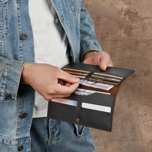 Мужской кожаный кошелек...