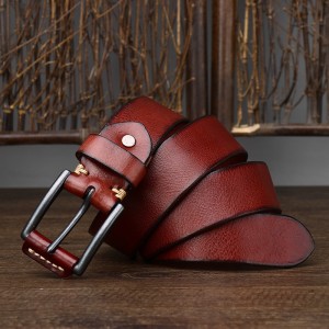 Чоловічий шкіряний ремінь...