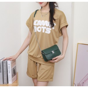 Жіноча шкіряна сумка-клатч...