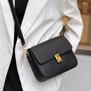 Жіноча шкіряна сумка...