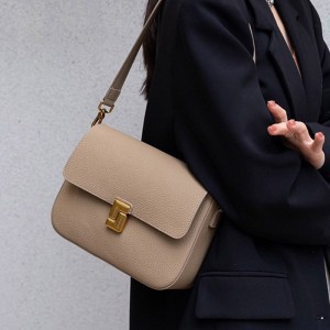 Женская кожаная сумка...