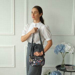 Жіноча сумка крос боді...