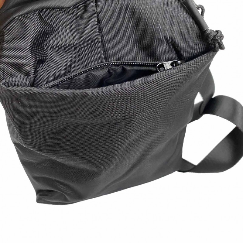 Мужская сумка слинг Mackar Urban через плечо черная - 11 фото