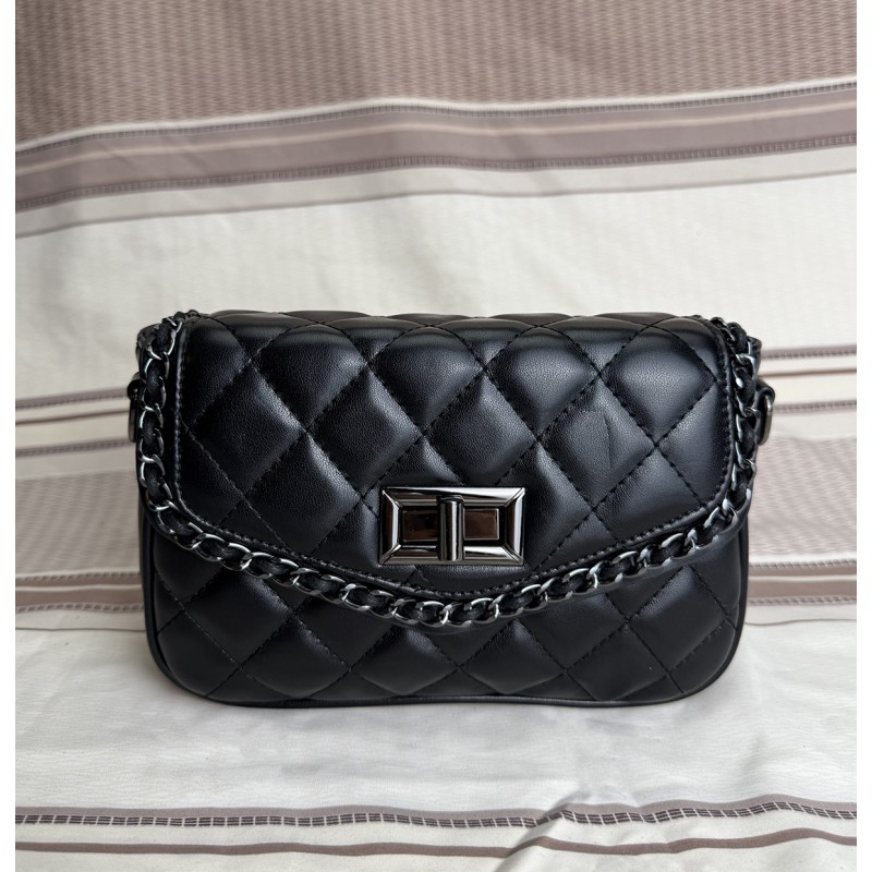 Жіноча сумка-клатч Beverly чорна - 20 фото