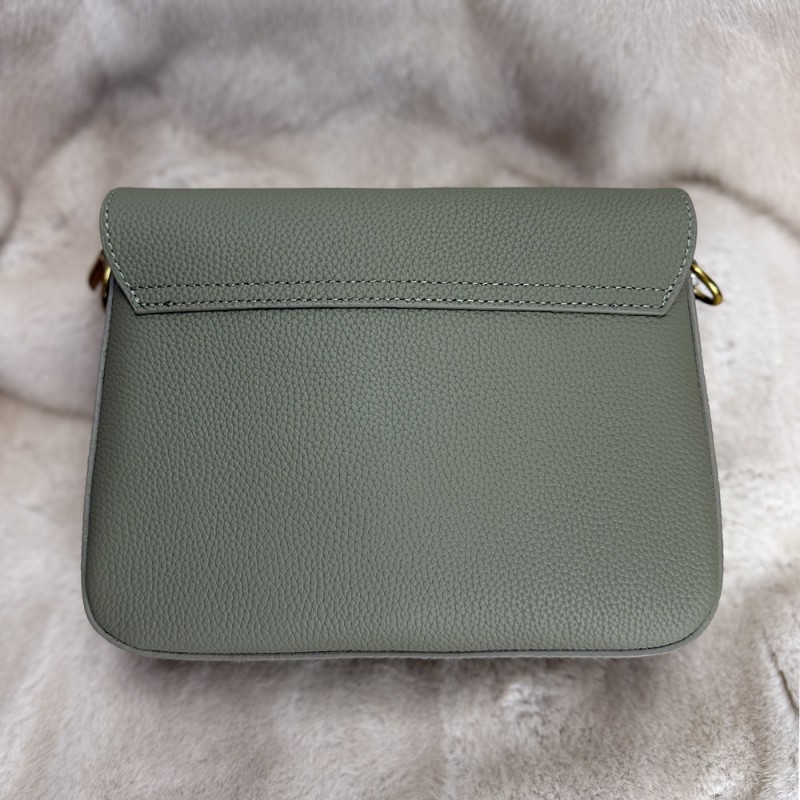 Жіноча шкіряна сумка месенджер Claire фісташкова - 13 фото