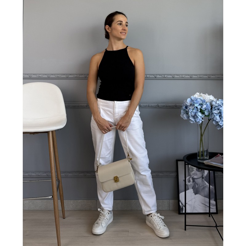 Женская кожаная сумка мессенджер Claire белая - 6 фото