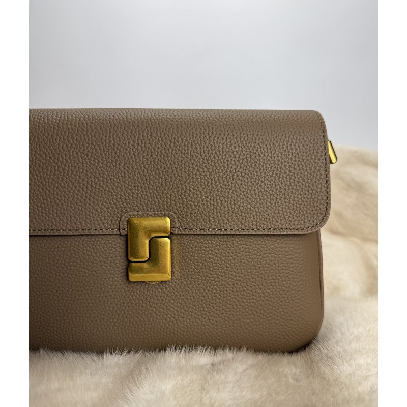 Женская кожаная сумка мессенджер Claire коричневая - 5 фото