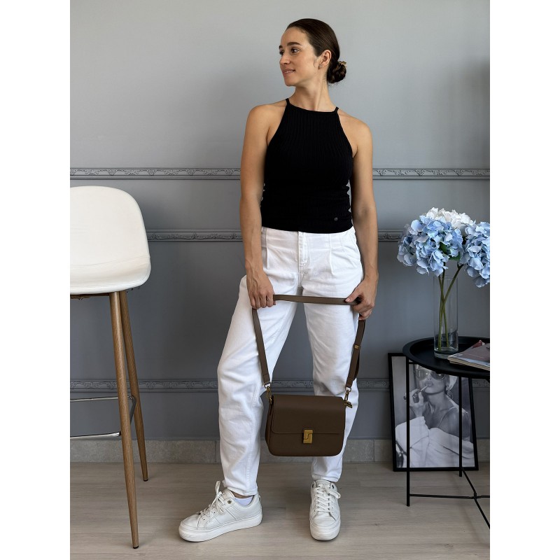 Жіноча шкіряна сумка месенджер Claire коричнева - 4 фото