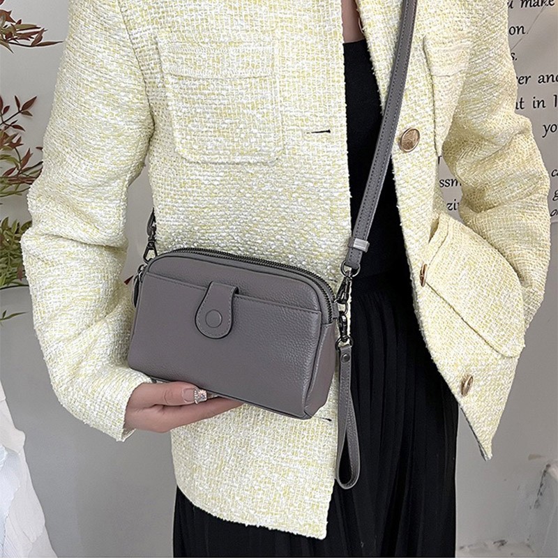 Женская кожаная сумка через плечо Federica бежевая - 3 фото