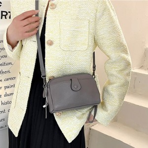 Женская кожаная сумка через...