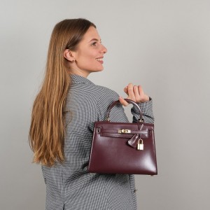 Женская кожаная сумка...