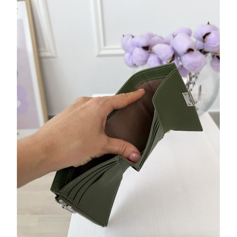 Женский кожаный кошелек Monique зеленый - 5 фото