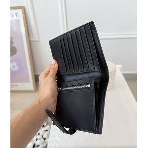 Женский кожаный кошелек...