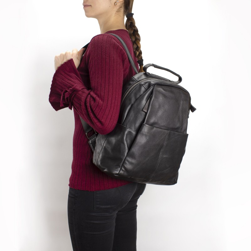 Жіночий шкіряний рюкзак Terri чорний - 5 фото
