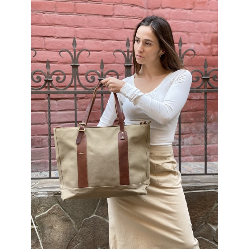 Женская городская сумка-тоут Carabo серо-коричневая - 4 фото