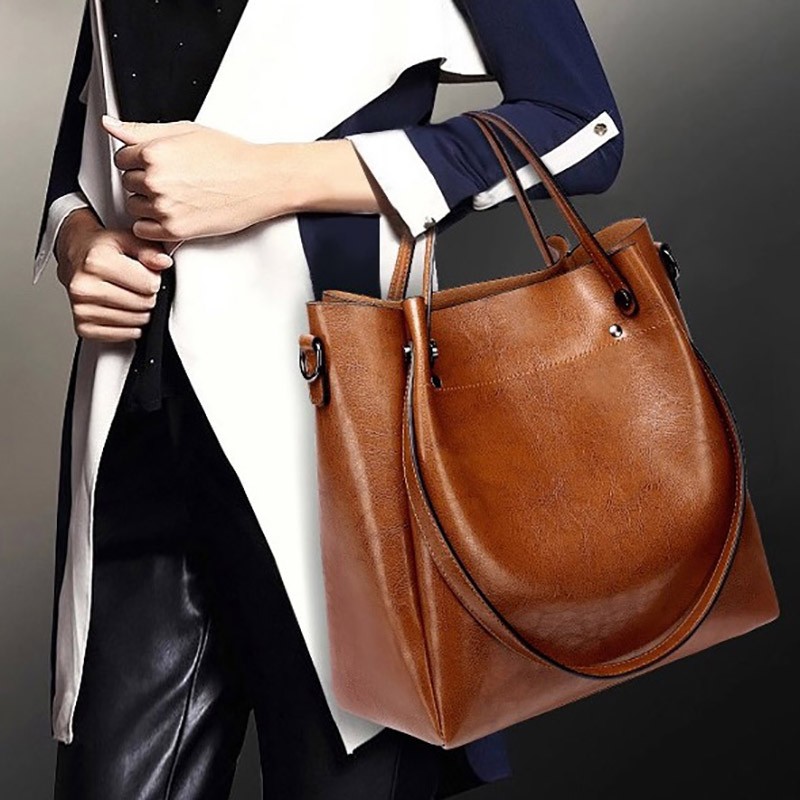 Женская сумка Adagio коричневая - 8 фото